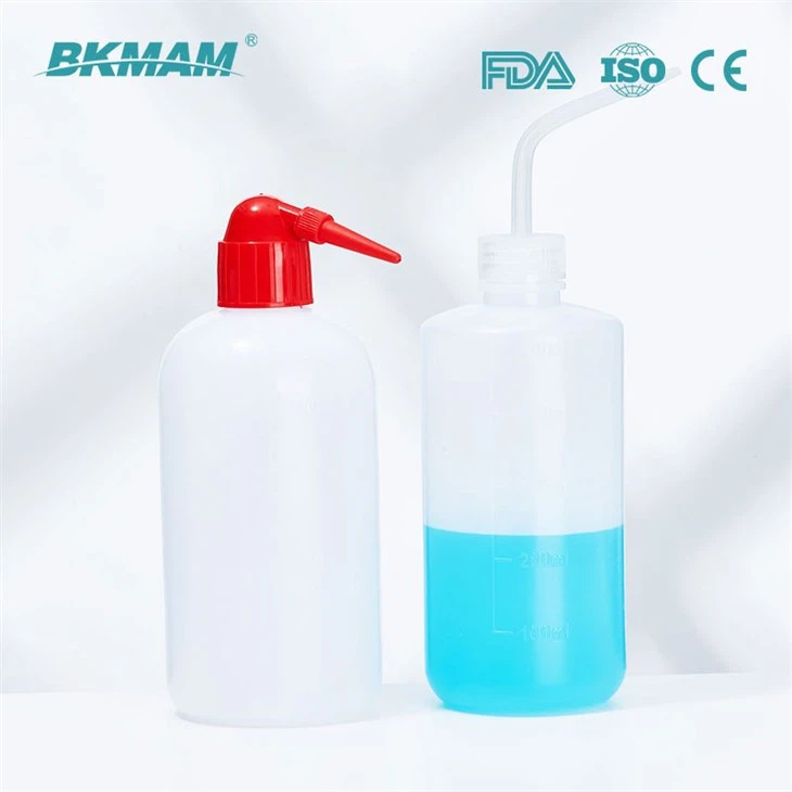 Plastic Squeeze Washing Bottle